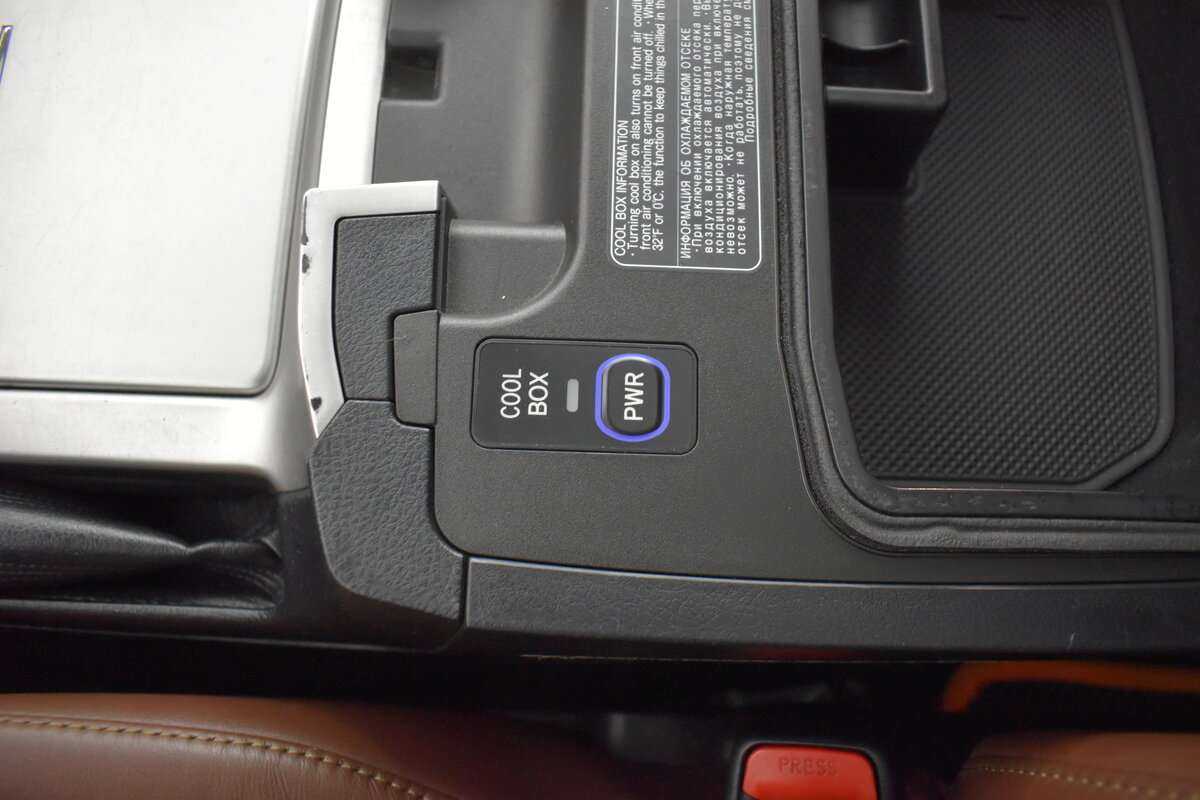 Toyota Land Cruiser 2016 года с пробегом. Фото: #26