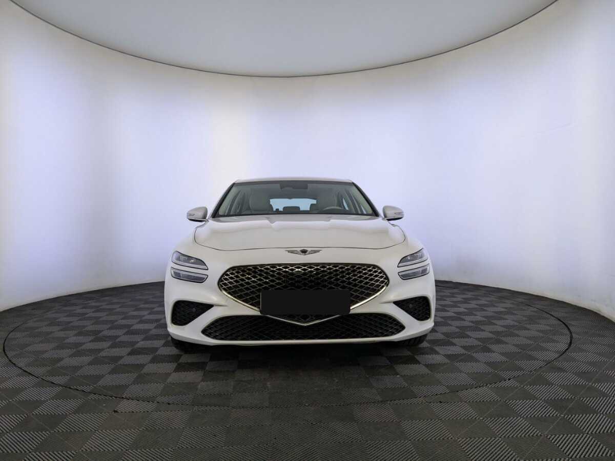 Genesis G70 2022 года с пробегом. Фото: #1