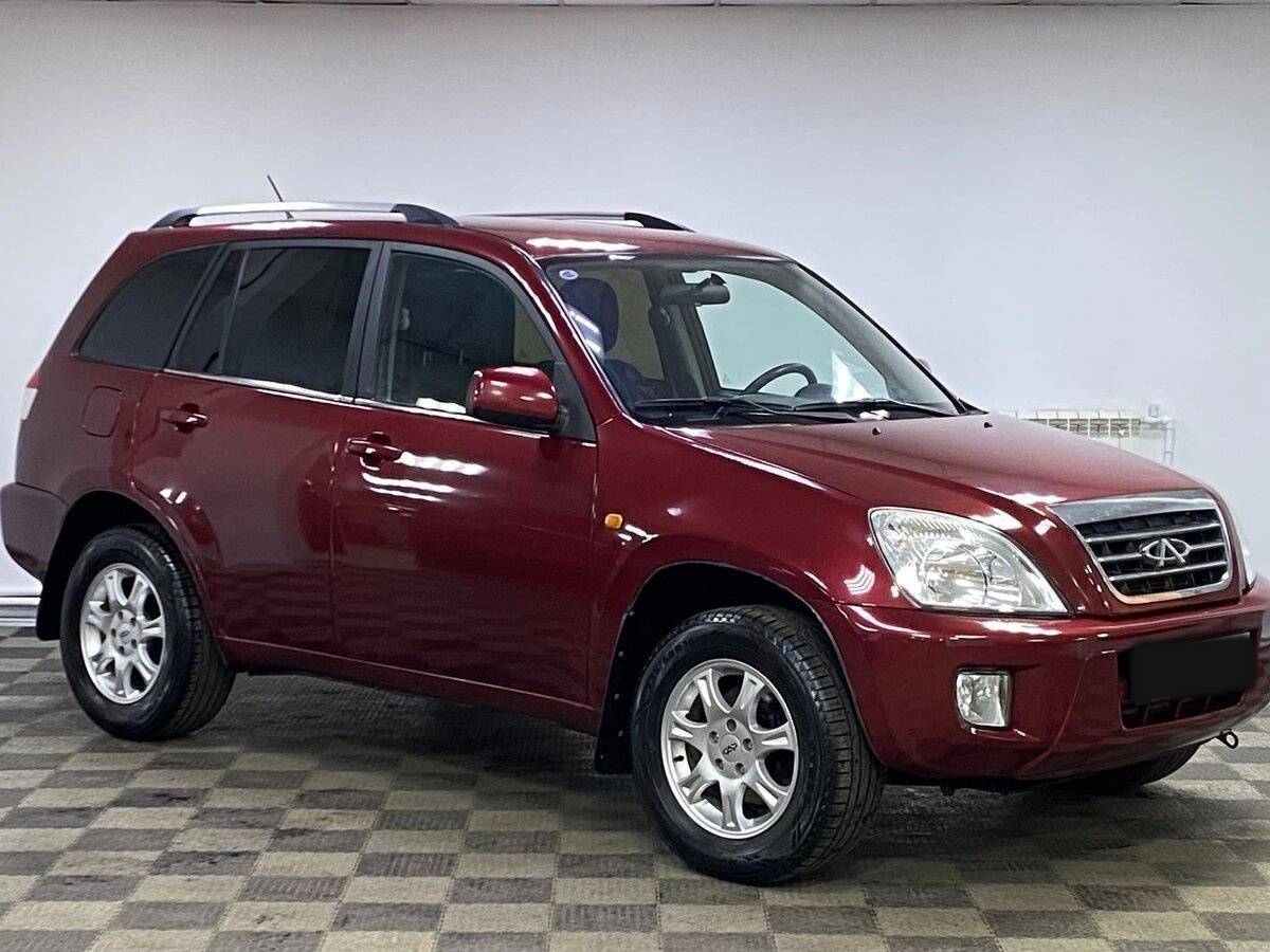 Chery Tiggo (T11) 2012 года с пробегом. Посмотреть фото