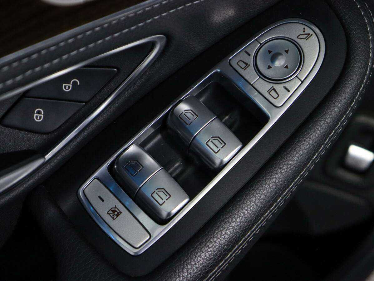 Mercedes-Benz C-Класс 2015 года с пробегом. Фото: #14