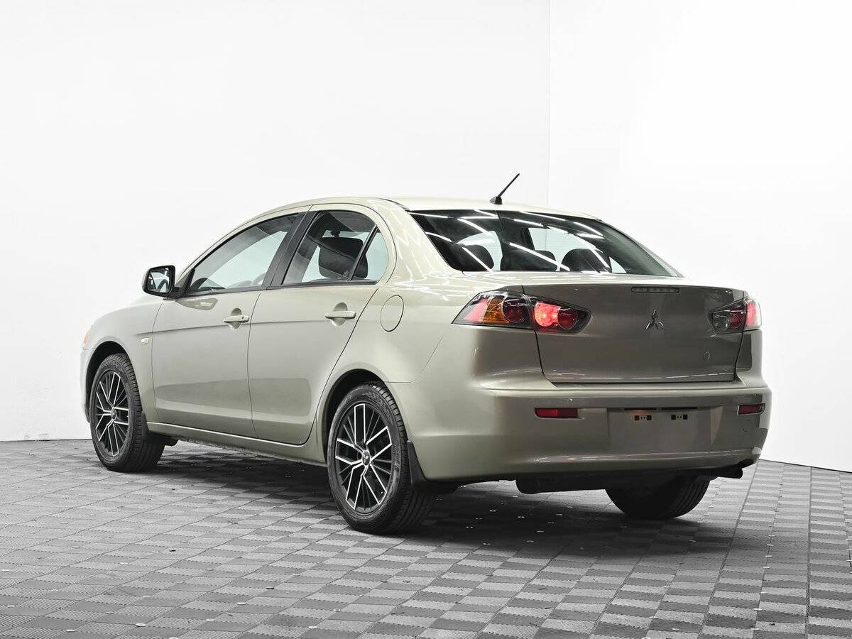 Mitsubishi Lancer 2010 года с пробегом. Фото: #2