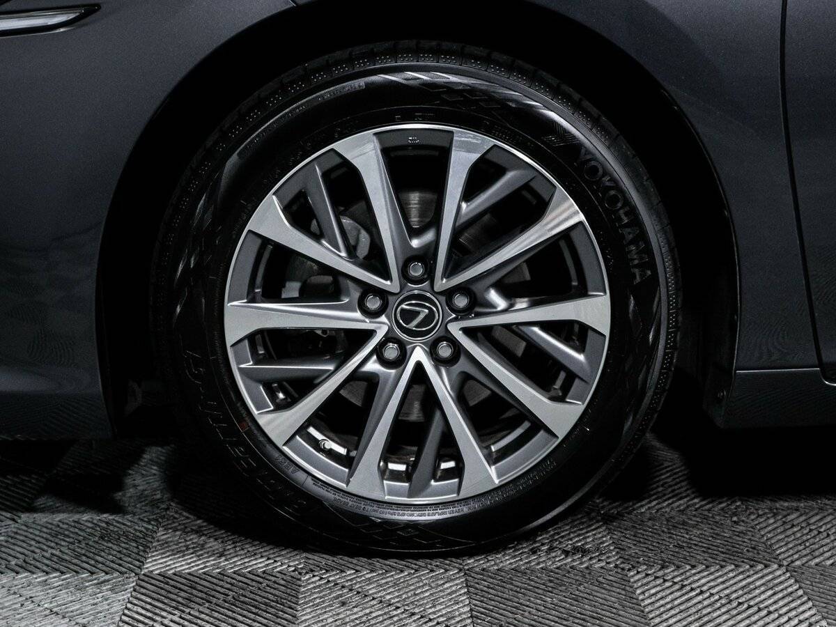 Lexus ES 2021 года с пробегом. Фото: #14