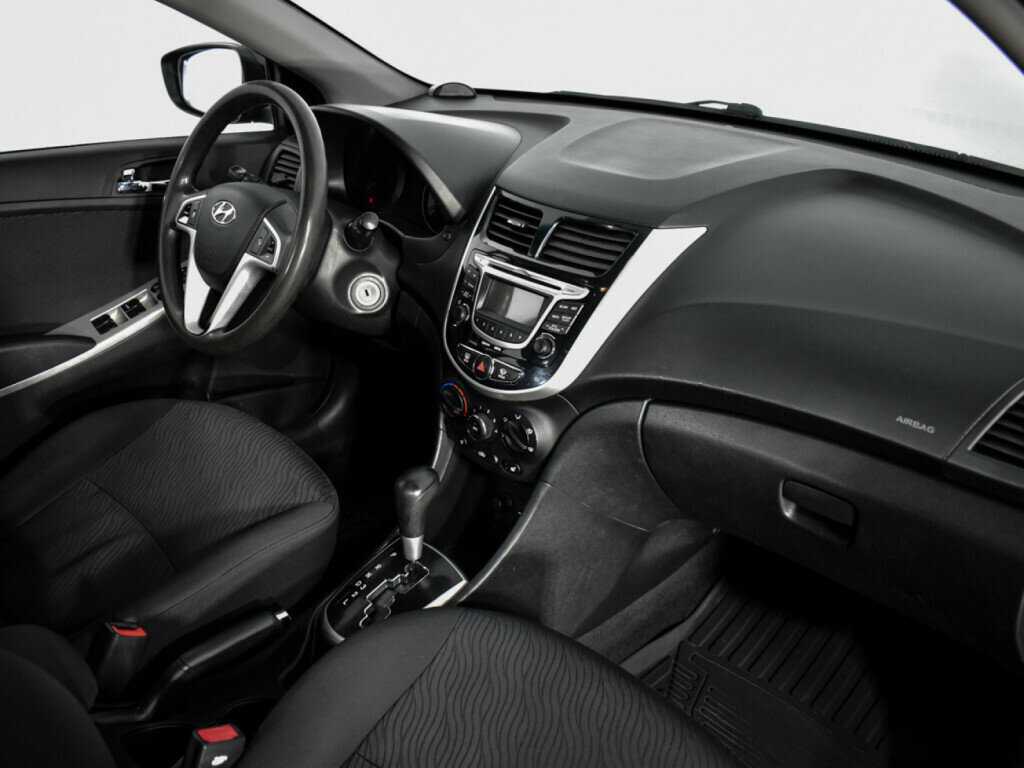 Hyundai Solaris 2012 года с пробегом. Фото: #8