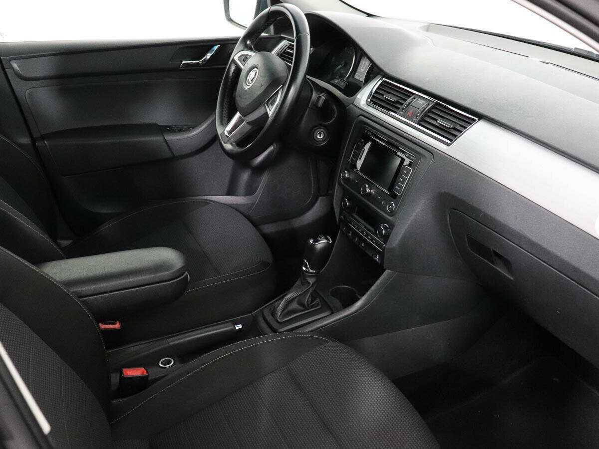 Skoda Rapid 2014 года с пробегом. Фото: #6