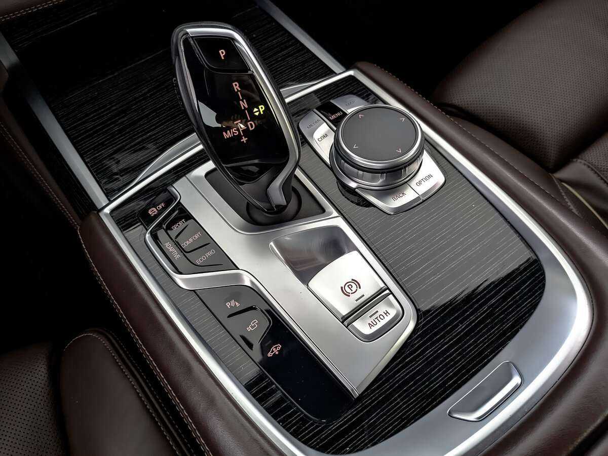 BMW 7 серии 2020 года с пробегом. Фото: #19