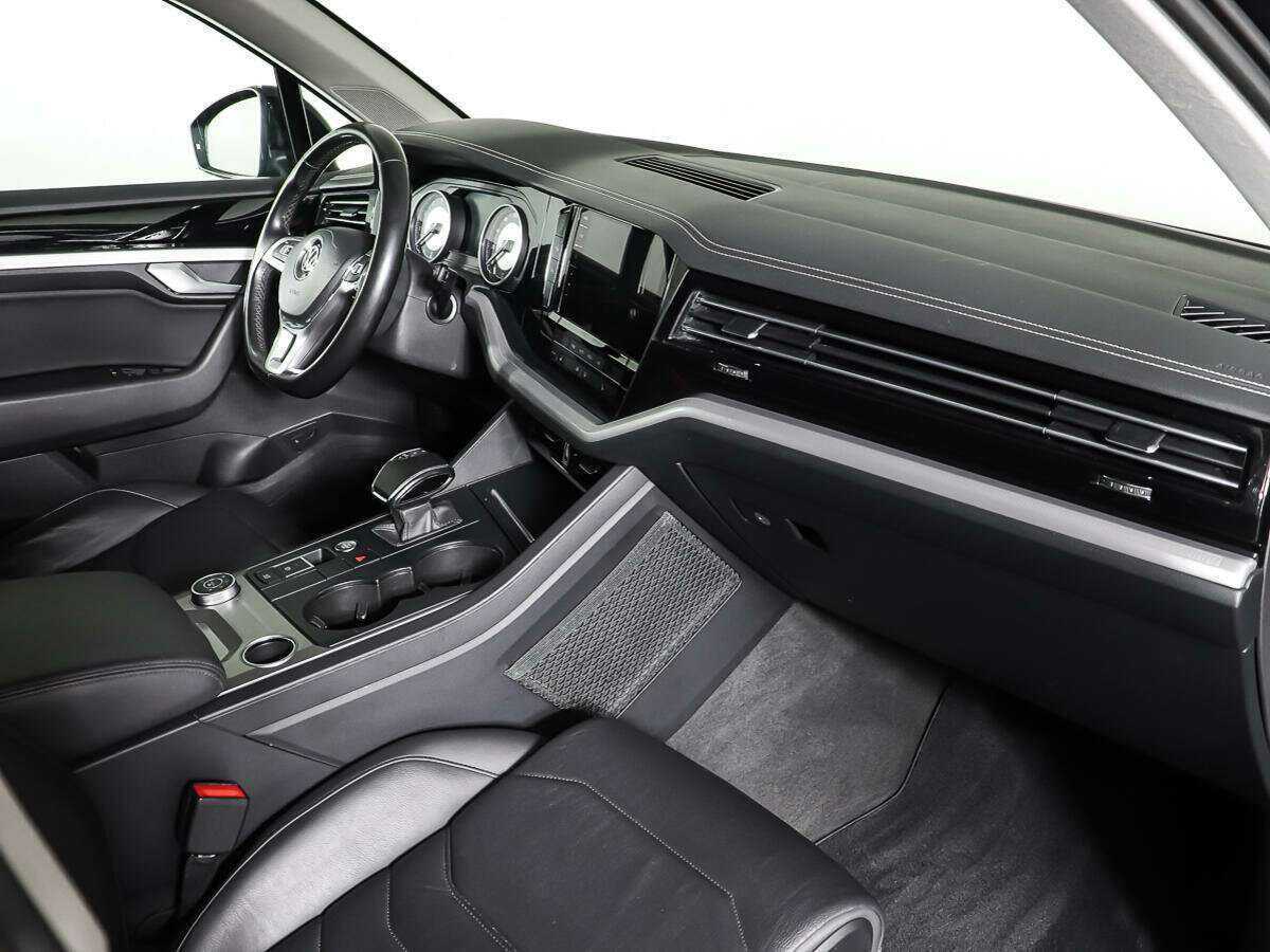 Volkswagen Touareg 2019 года с пробегом. Фото: #10