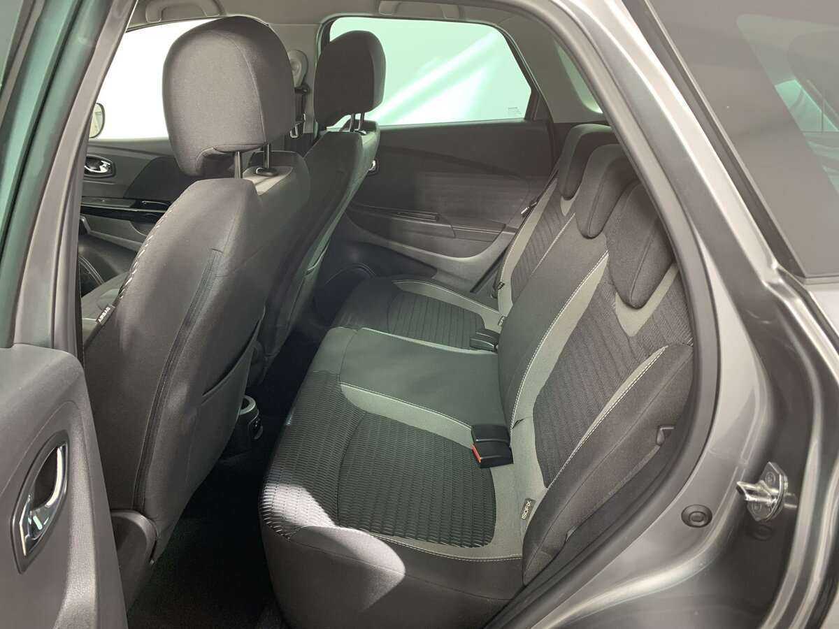 Renault Kaptur 2019 года с пробегом. Фото: #9
