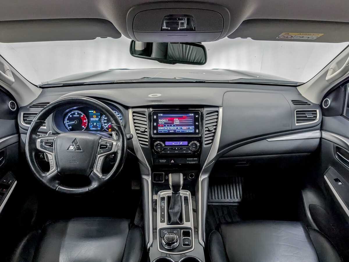 Mitsubishi Pajero Sport 2019 года с пробегом. Фото: #13