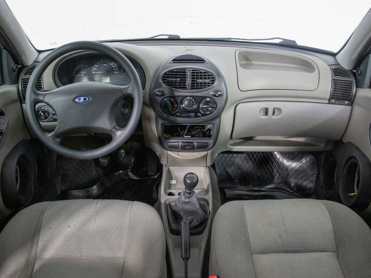 Lada (ВАЗ) Kalina 2011 года с пробегом. Фото: #12