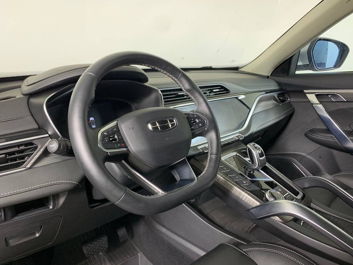 Geely Atlas Pro 2022 года с пробегом. Фото: #10