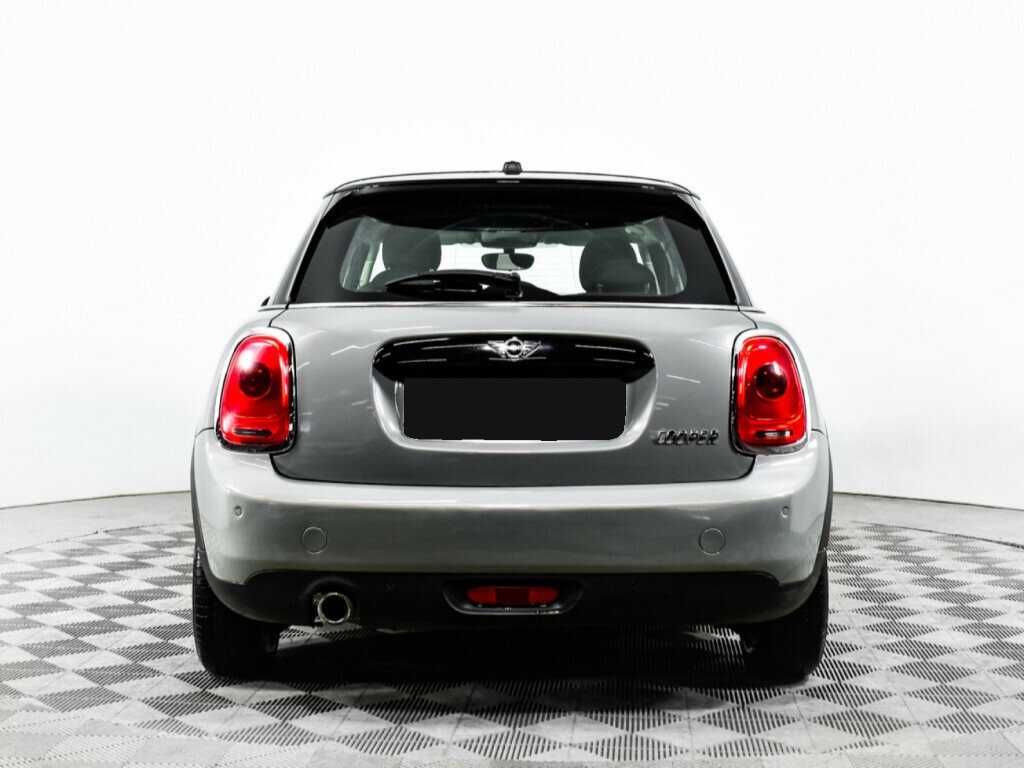 Mini Hatch 2018 года с пробегом. Фото: #5