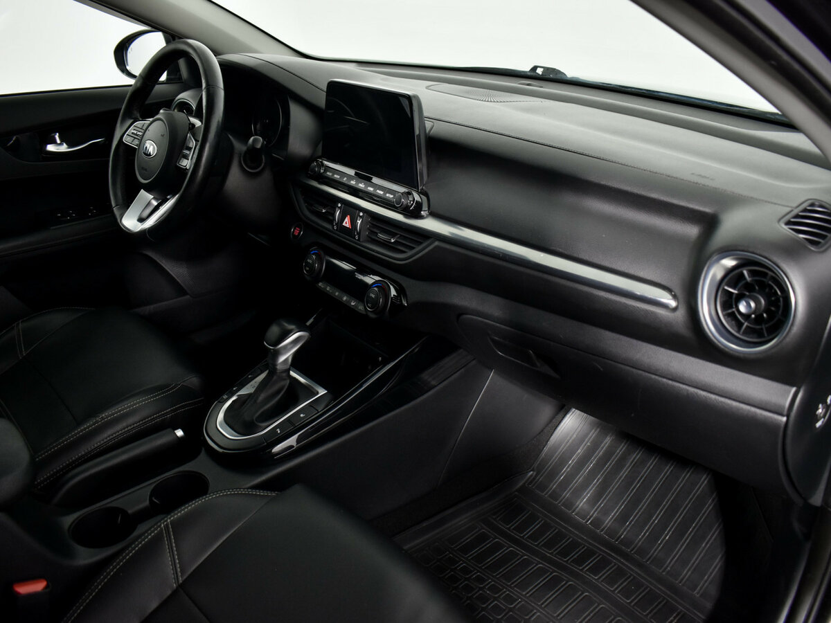 Kia Cerato 2019 года с пробегом. Фото: #12
