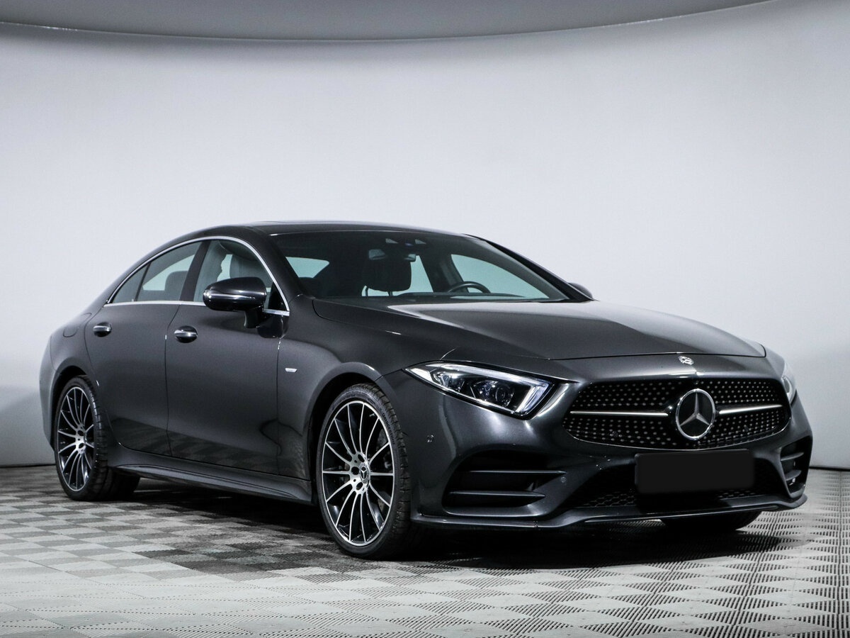 Mercedes-Benz CLS 2018 года с пробегом. Фото: #2