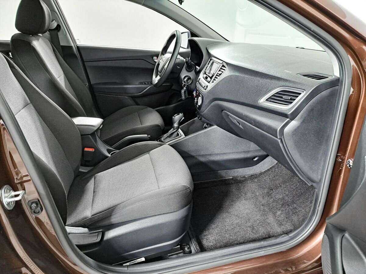 Hyundai Solaris 2021 года с пробегом. Фото: #9