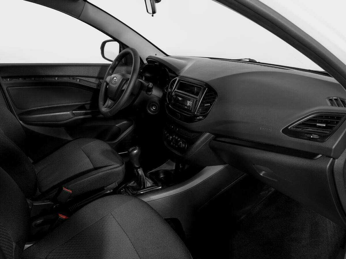 Lada (ВАЗ) Vesta 2019 года с пробегом. Фото: #8