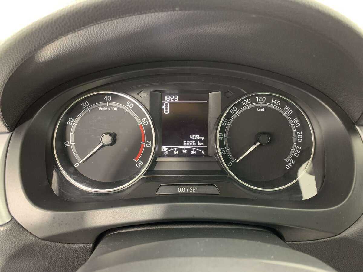 Skoda Rapid 2019 года с пробегом. Фото: #9
