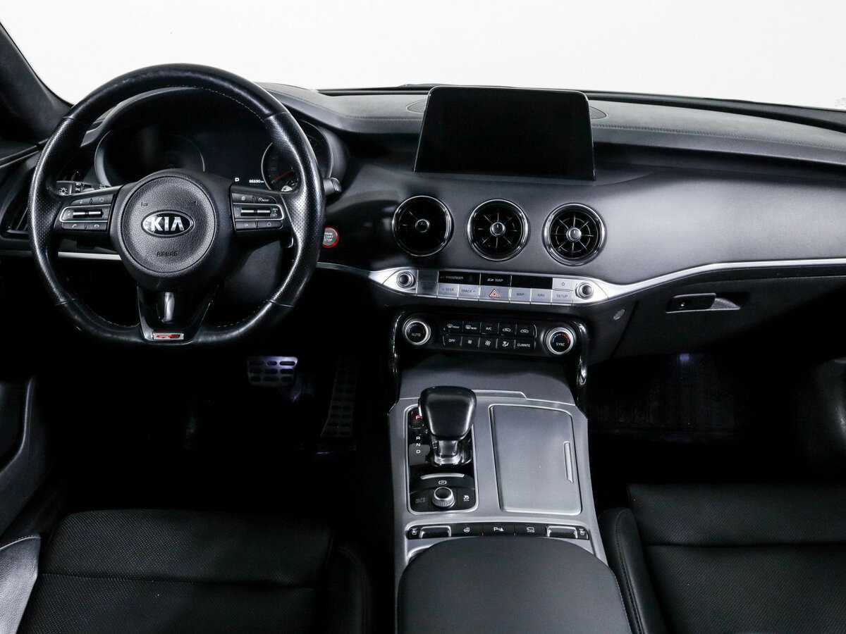 Kia Stinger 2019 года с пробегом. Фото: #8