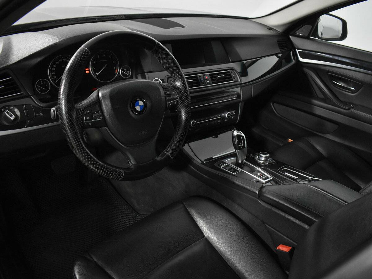 BMW 5 серии 2013 года с пробегом. Фото: #6