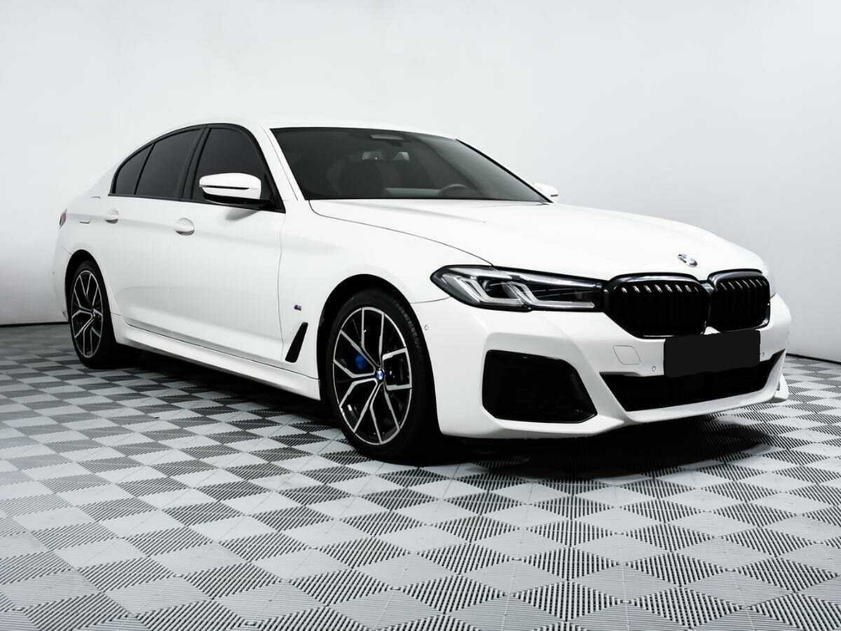 BMW 5 серии 2020 года с пробегом. Фото: #2