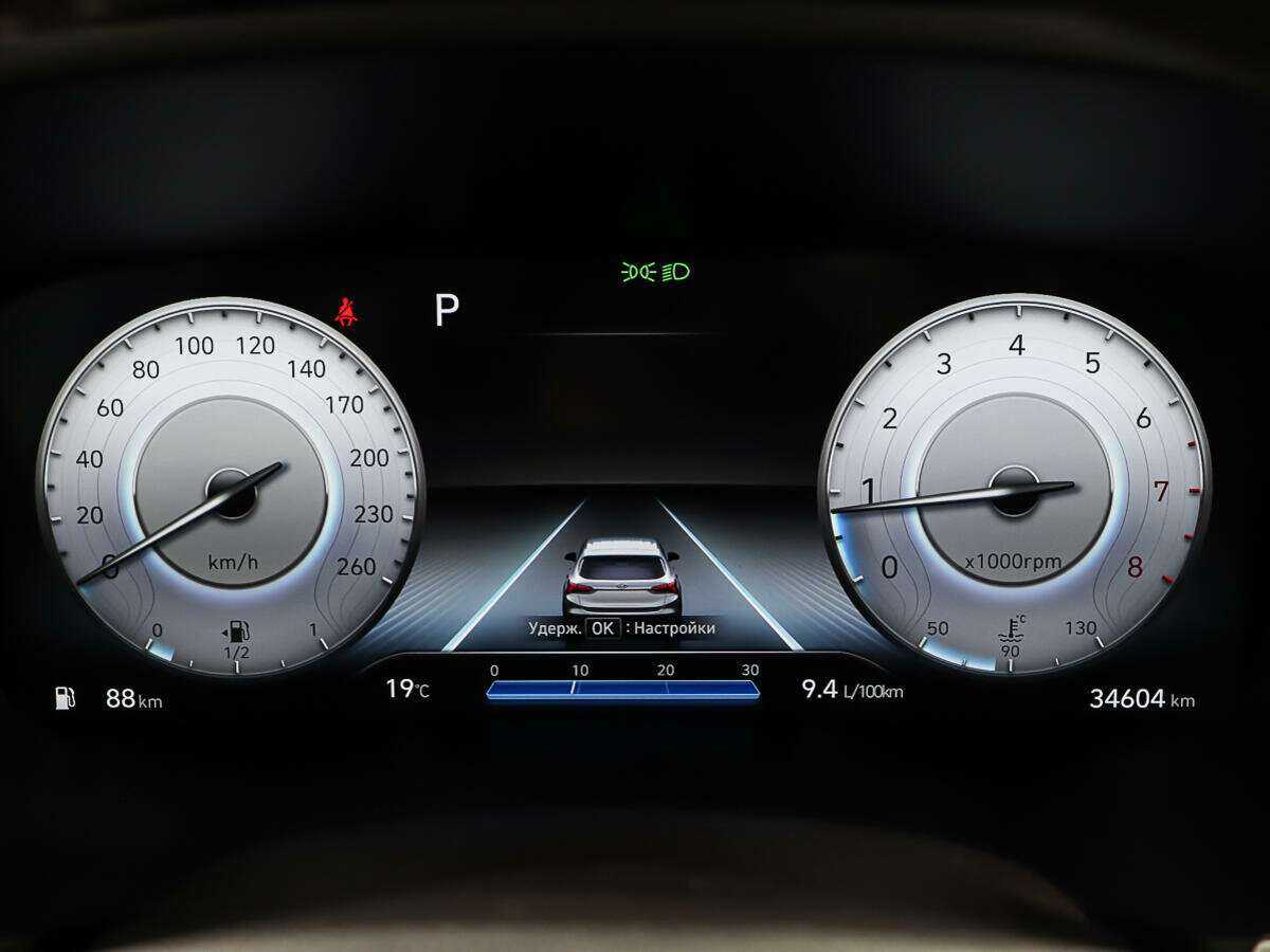 Hyundai Santa Fe 2021 года с пробегом. Фото: #13