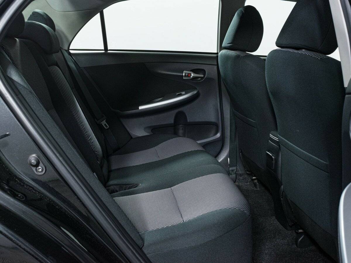 Toyota Corolla 2011 года с пробегом. Фото: #9