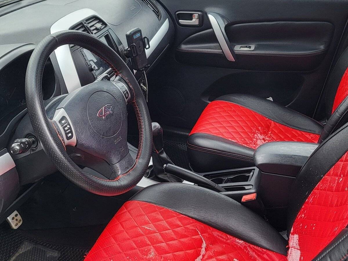 Chery Tiggo (T11) 2013 года с пробегом. Фото: #8