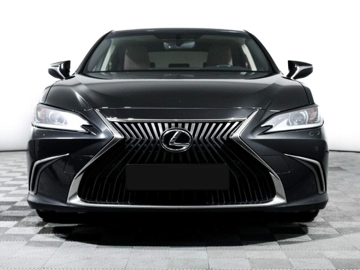 Lexus ES 2018 года с пробегом. Фото: #1