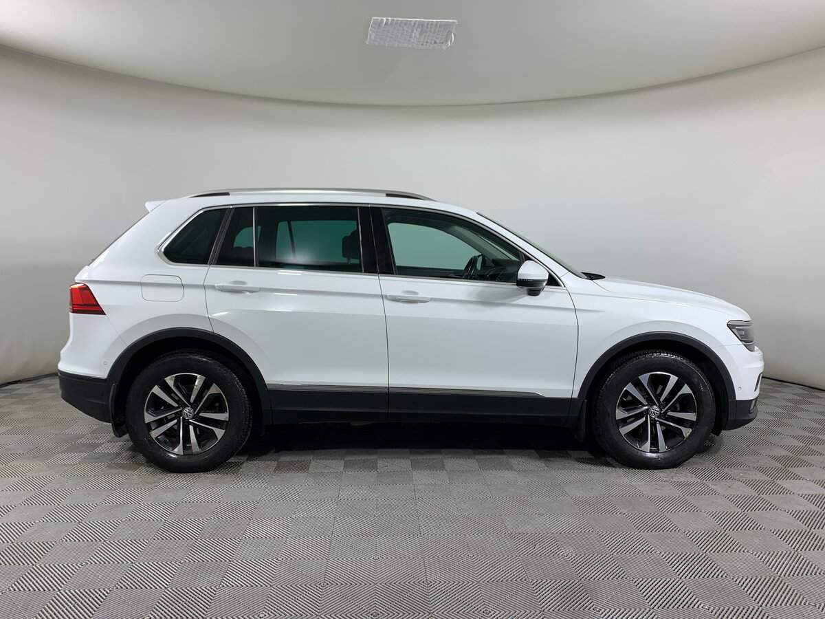Volkswagen Tiguan 2019 года с пробегом. Фото: #3