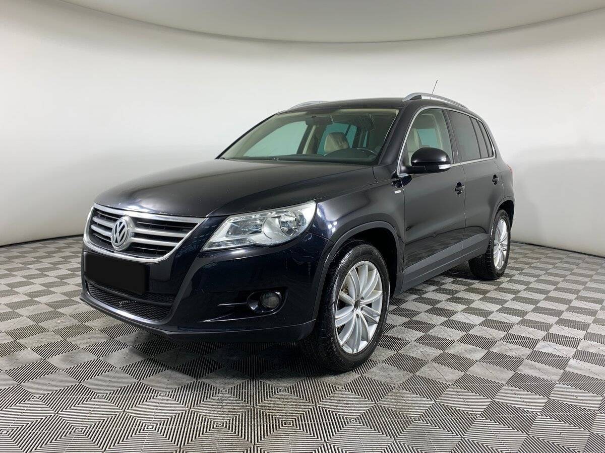 Volkswagen Tiguan 2010 года с пробегом. Фото: #0
