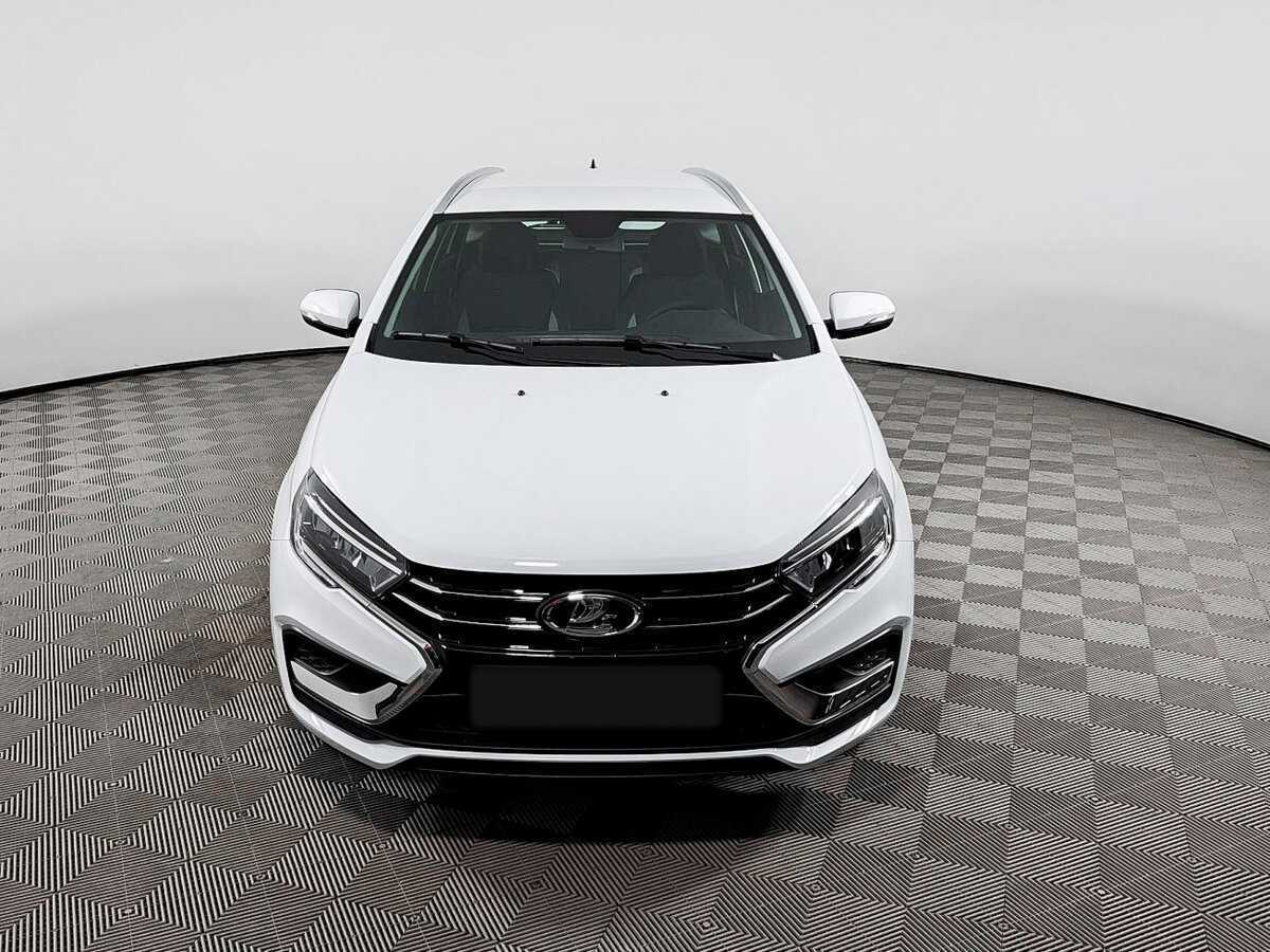 Lada (ВАЗ) Vesta 2024 года с пробегом. Фото: #1