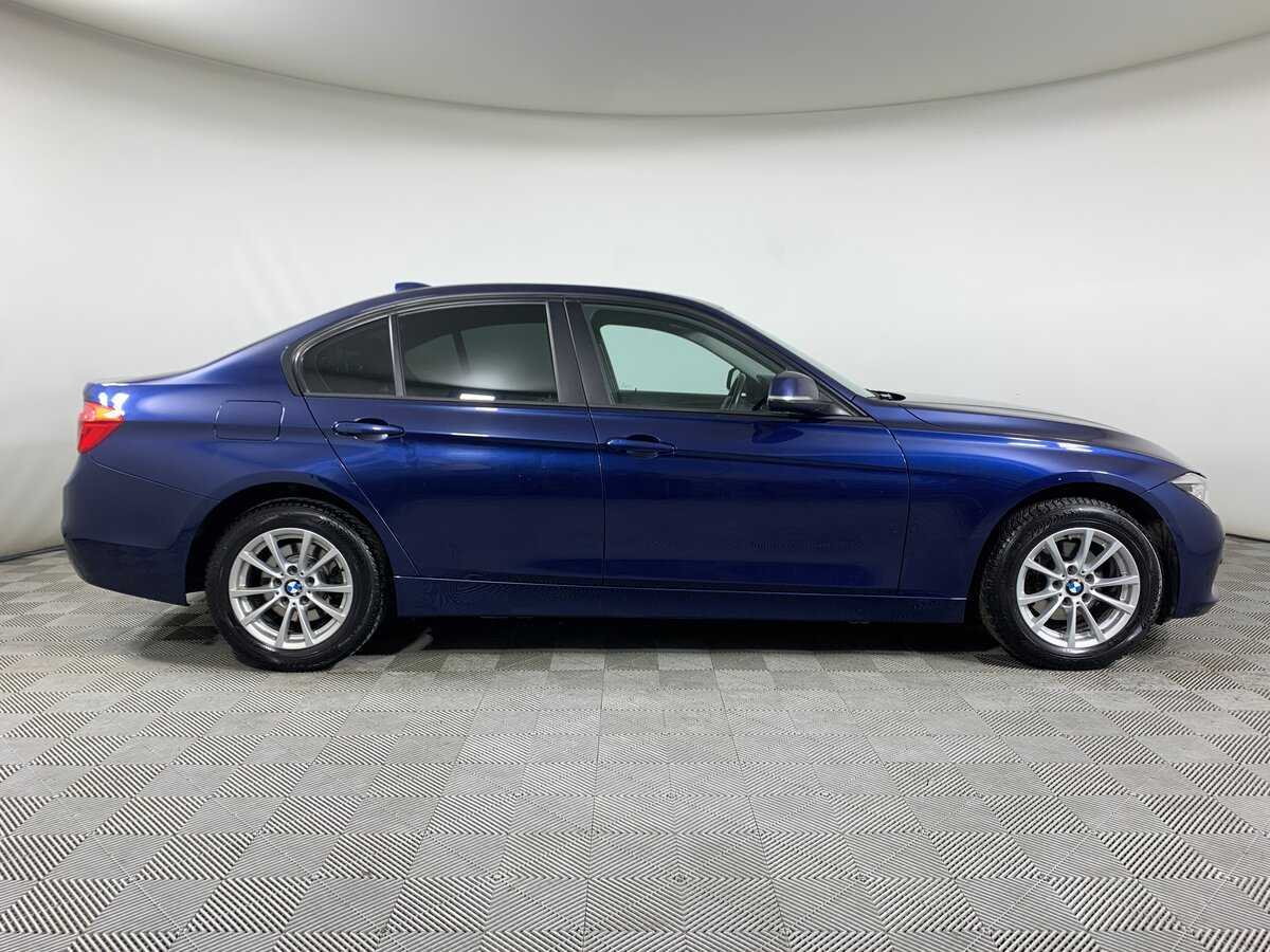 BMW 3 серии 2017 года с пробегом. Фото: #3