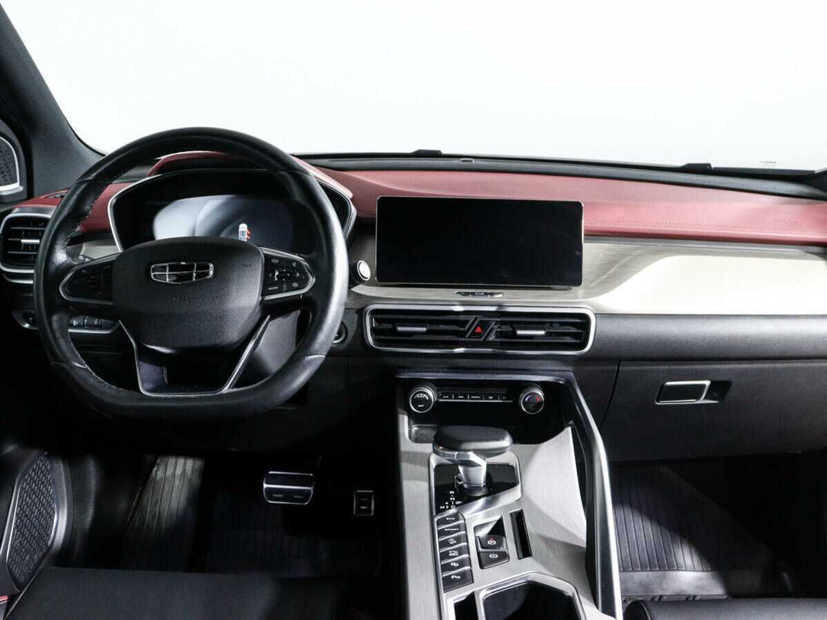 Geely Coolray 2022 года с пробегом. Фото: #11