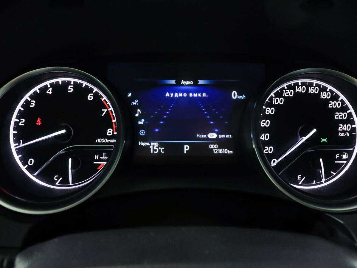 Toyota Camry 2018 года с пробегом. Фото: #7