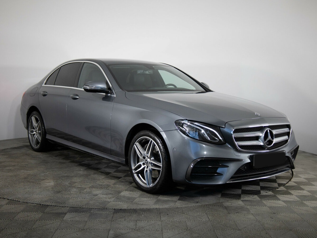 Mercedes-Benz E-Класс 2018 года с пробегом. Фото: #2