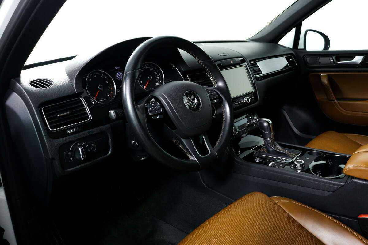 Volkswagen Touareg 2013 года с пробегом. Фото: #12