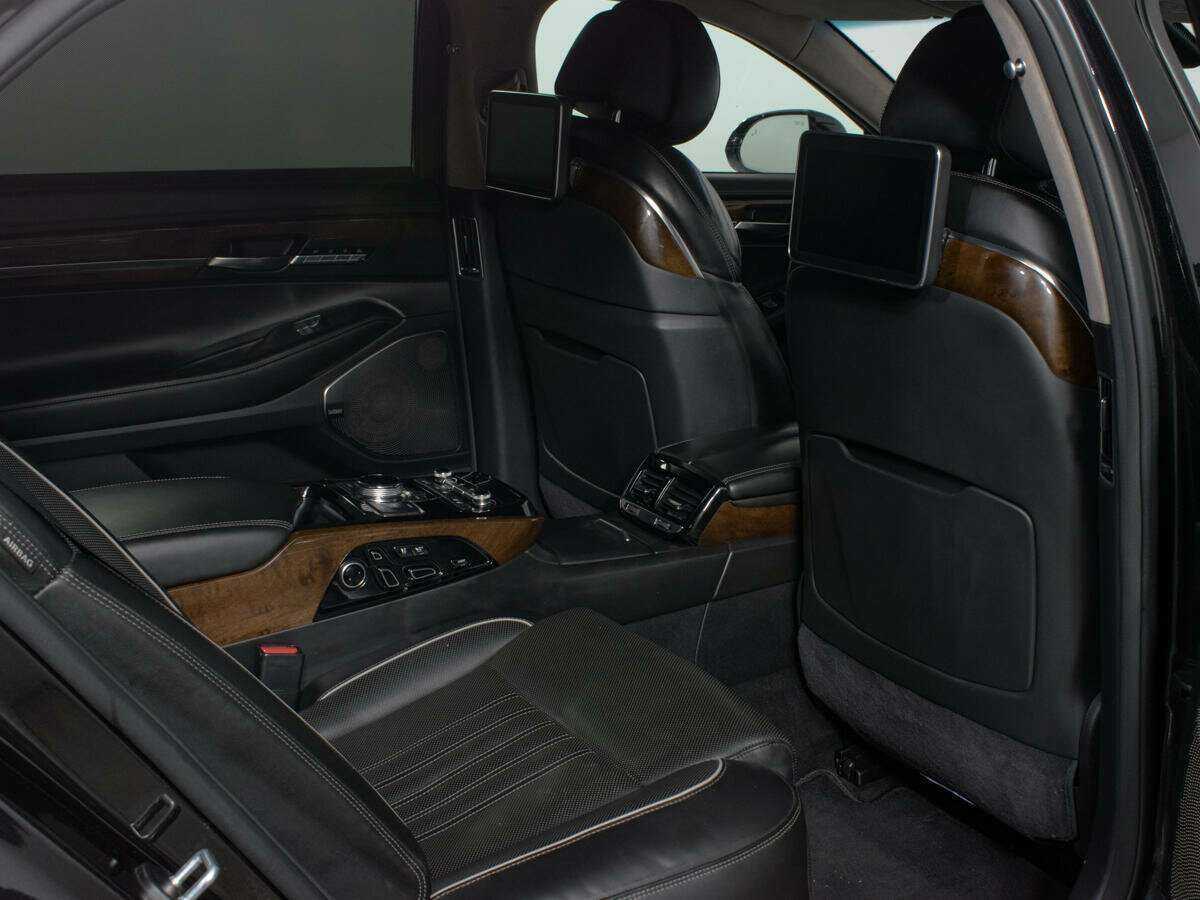 Genesis G90 2017 года с пробегом. Фото: #14