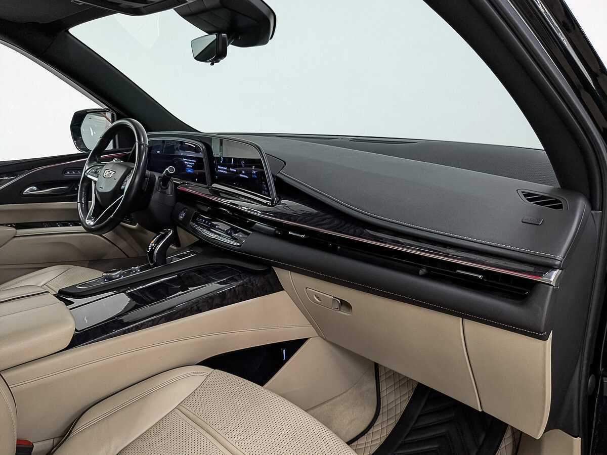 Cadillac Escalade 2020 года с пробегом. Фото: #10