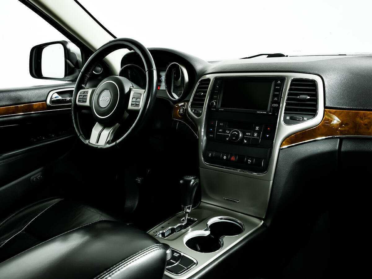 Jeep Grand Cherokee 2011 года с пробегом. Фото: #8