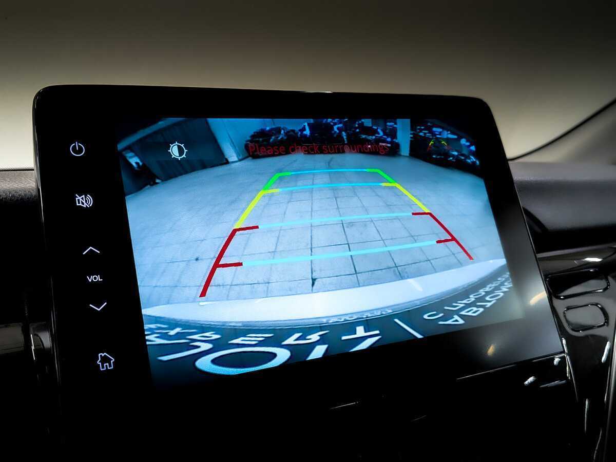 Toyota Camry 2022 года с пробегом. Фото: #28