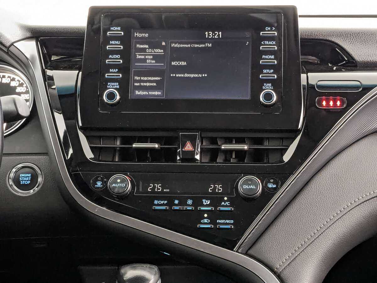 Toyota Camry 2021 года с пробегом. Фото: #12