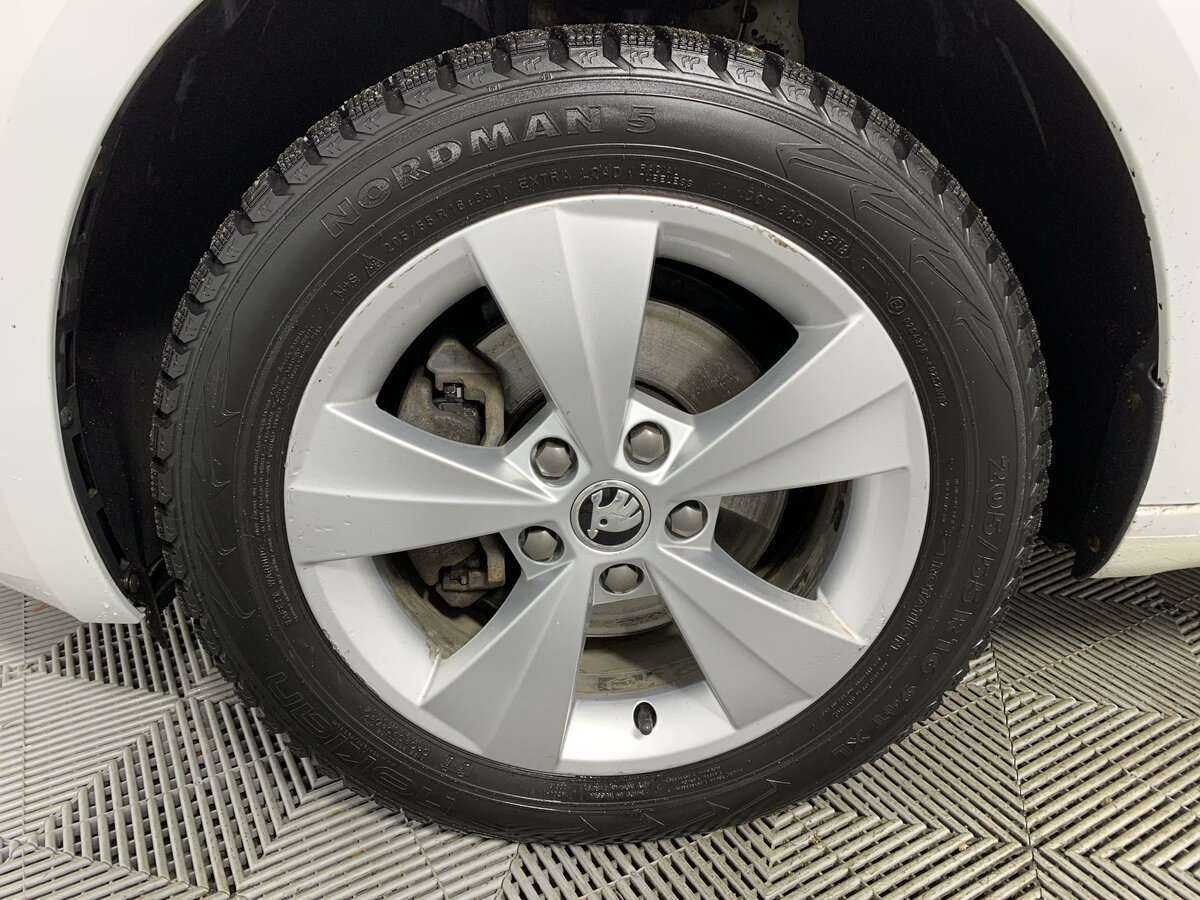 Skoda Octavia 2018 года с пробегом. Фото: #17