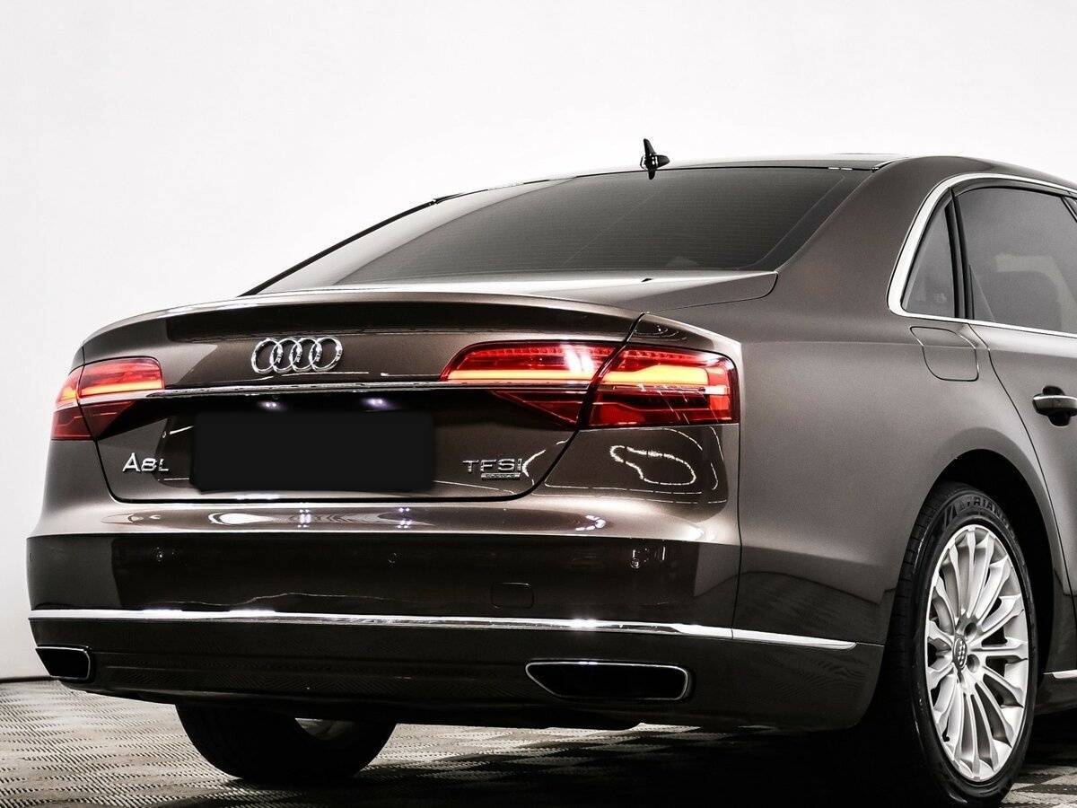 Audi A8 2015 года с пробегом. Фото: #16