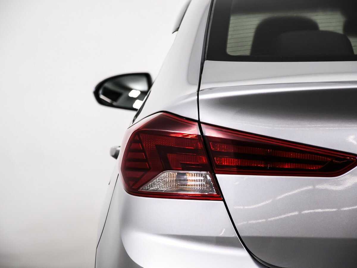 Hyundai Elantra 2020 года с пробегом. Фото: #14