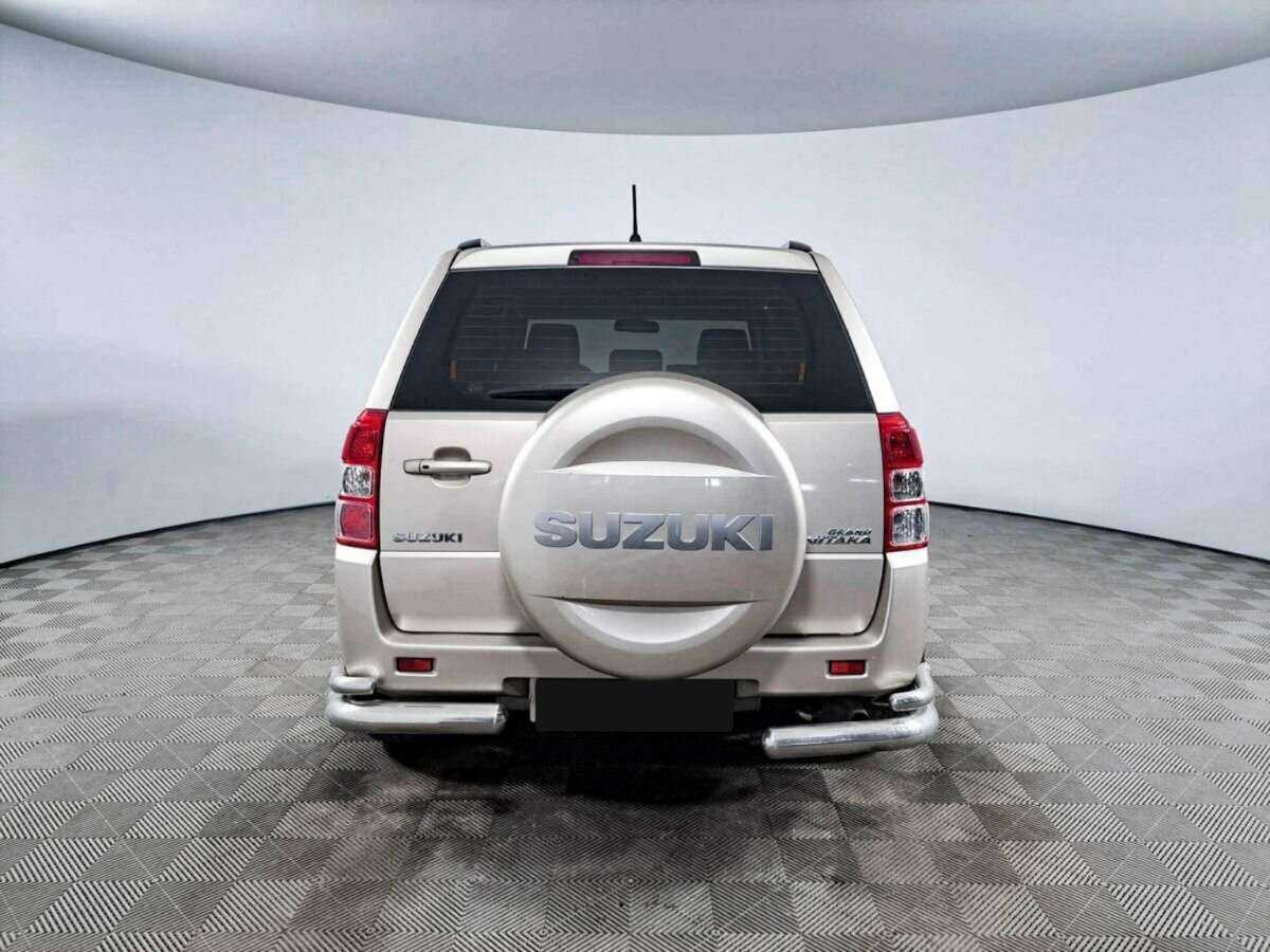 Suzuki Grand Vitara 2011 года с пробегом. Фото: #5