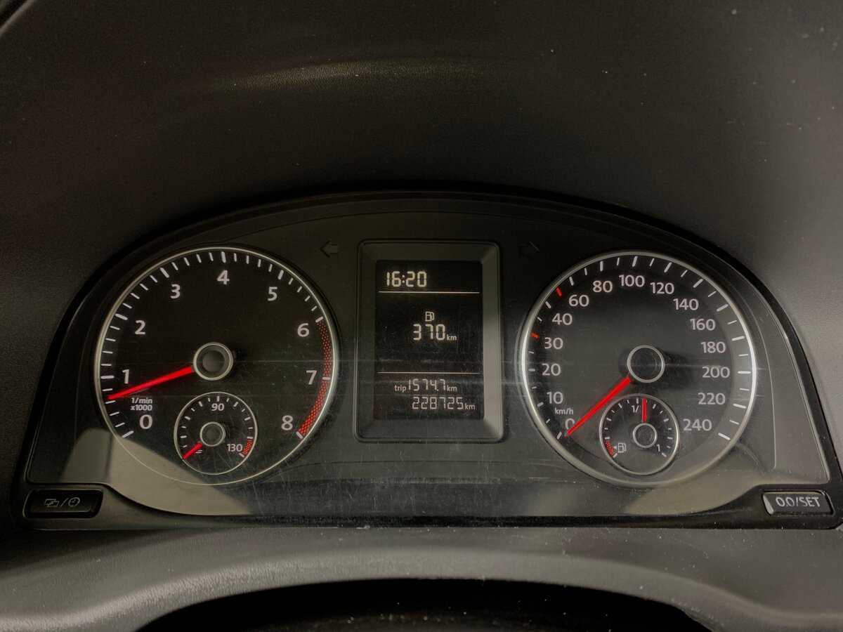 Volkswagen Caddy 2012 года с пробегом. Фото: #14