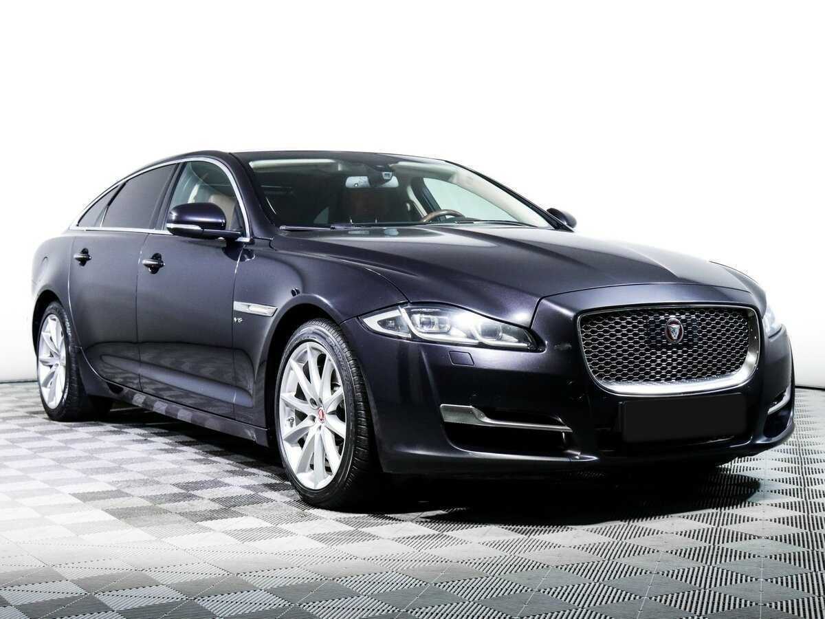 Jaguar XJ 2017 года с пробегом. Фото: #2