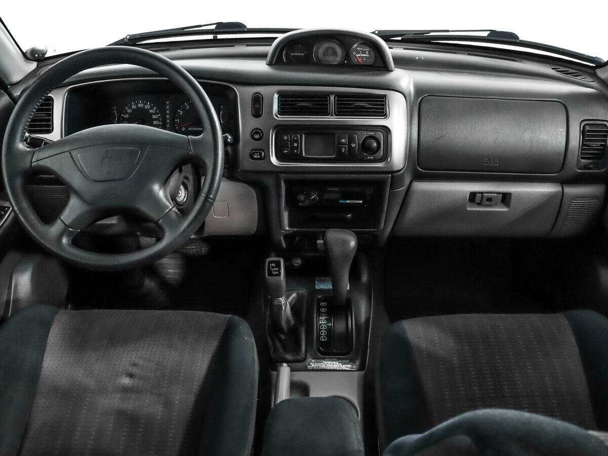Mitsubishi Pajero Sport 2008 года с пробегом. Фото: #12