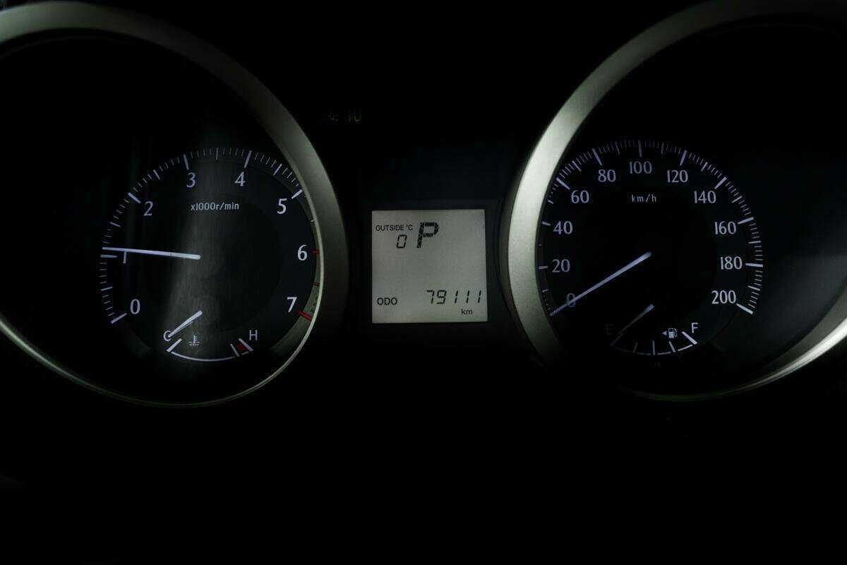 Toyota Land Cruiser Prado 2011 года с пробегом. Фото: #9