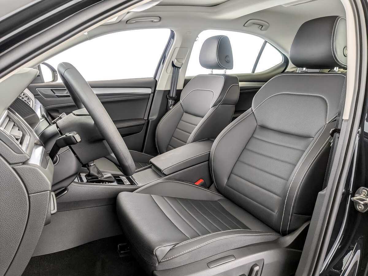 Skoda Superb 2024 года с пробегом. Фото: #18