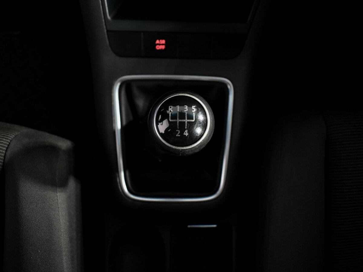 Volkswagen Golf Plus 2008 года с пробегом. Фото: #17